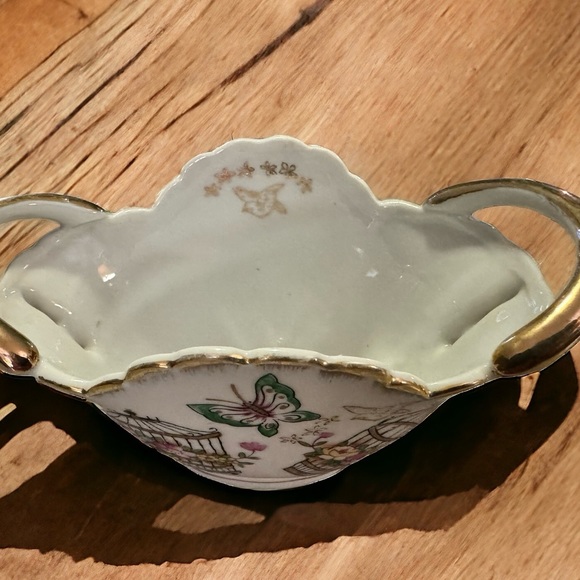 Hand Painted Ardalt Japan #6388 - 1950s -Butterfly & Birdhouse trinket vintage - Picture 2 of 9